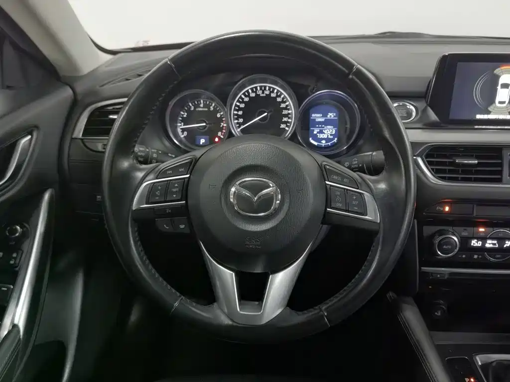 Mazda Atenza 2017 — фото 11
