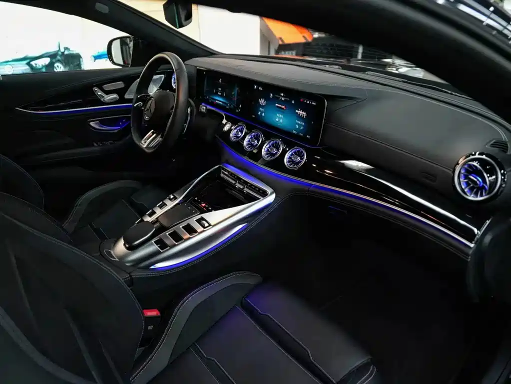 Mercedes-Benz AMG GT 2025 — фото 27