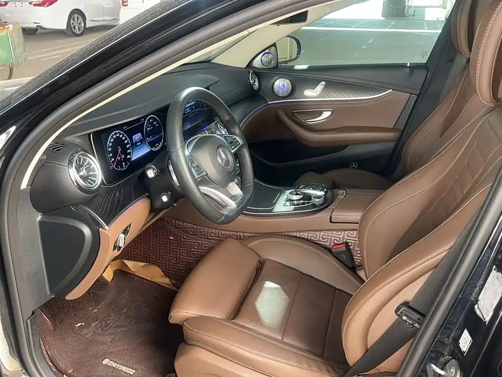 Mercedes-Benz E-Class 2018 — фото 8