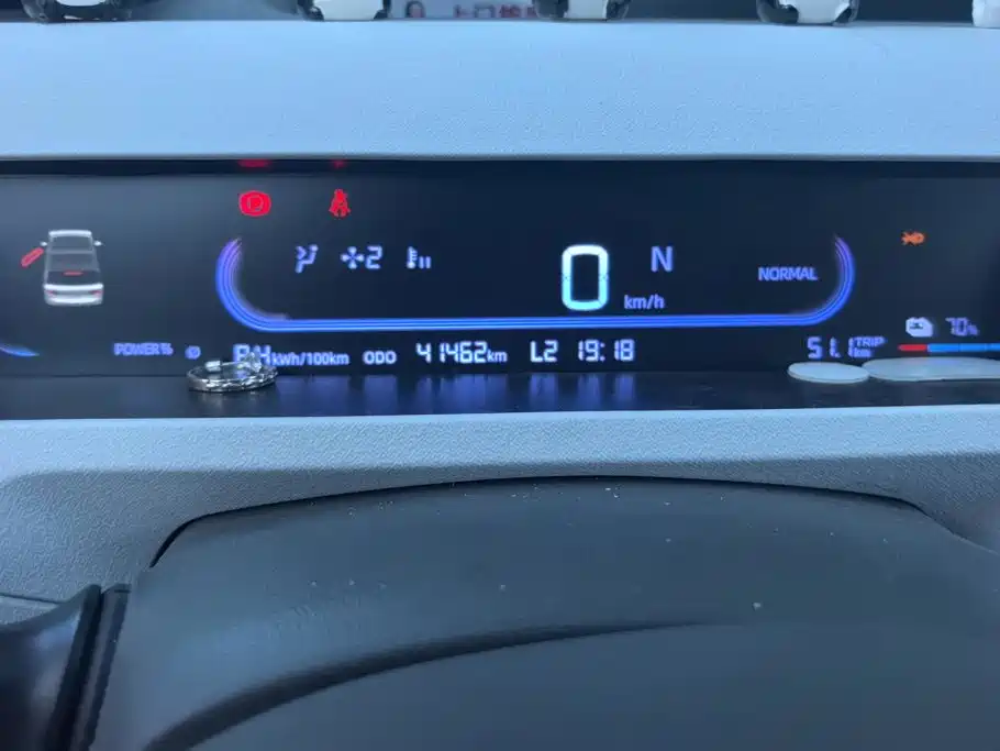Geely Galaxy Panda 2023 — фото 14