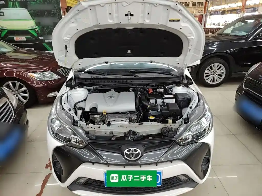 Toyota Yaris L 2017 — фото 20