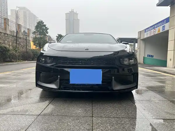 Lynk & Co 03 2020