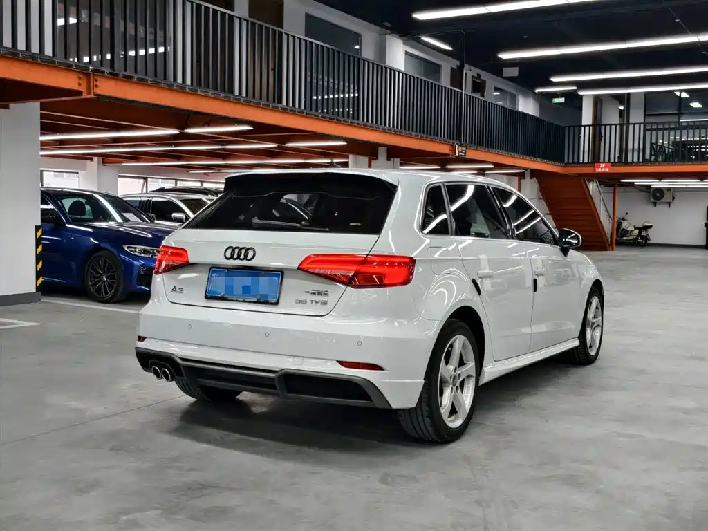 Audi A3 2019 — фото 12