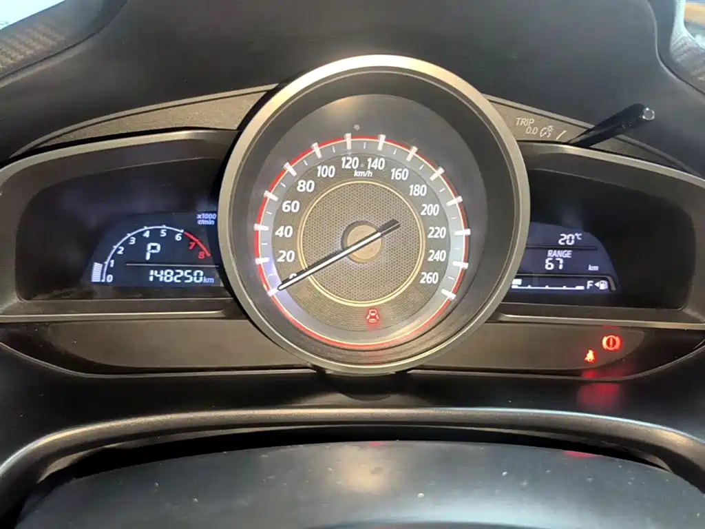 Mazda 3 Axela 2016 — фото 12