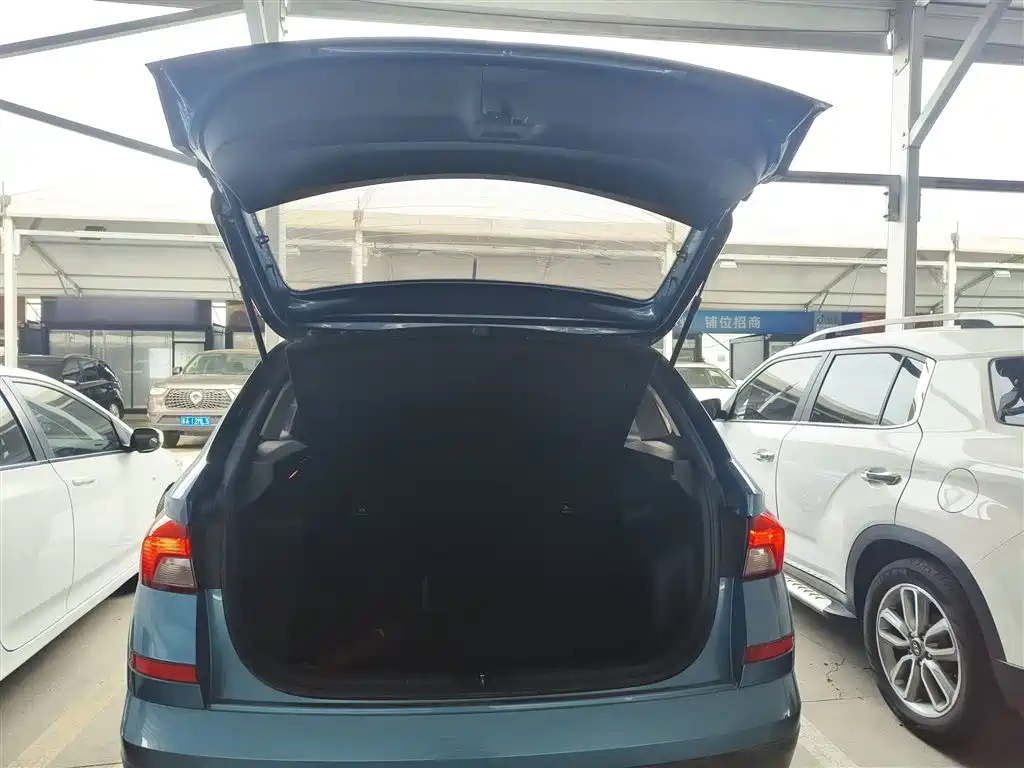 Skoda Kamiq 2019 — фото 15
