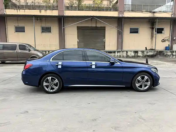 Mercedes-Benz C-Class 2019