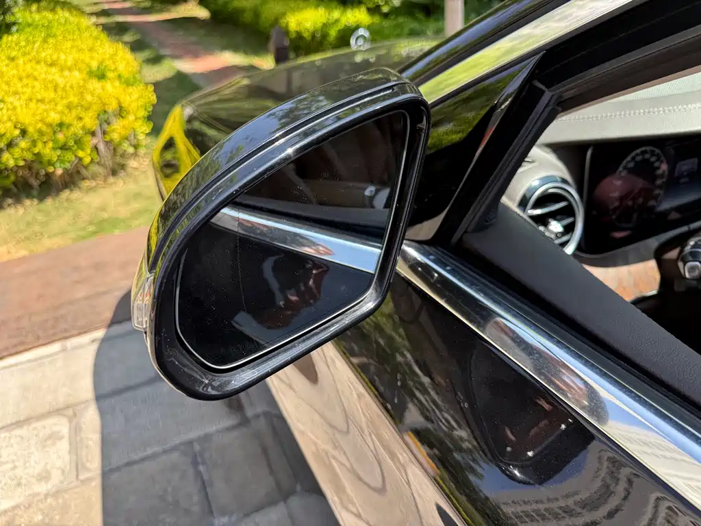 Mercedes-Benz E-Class 2020 — фото 16