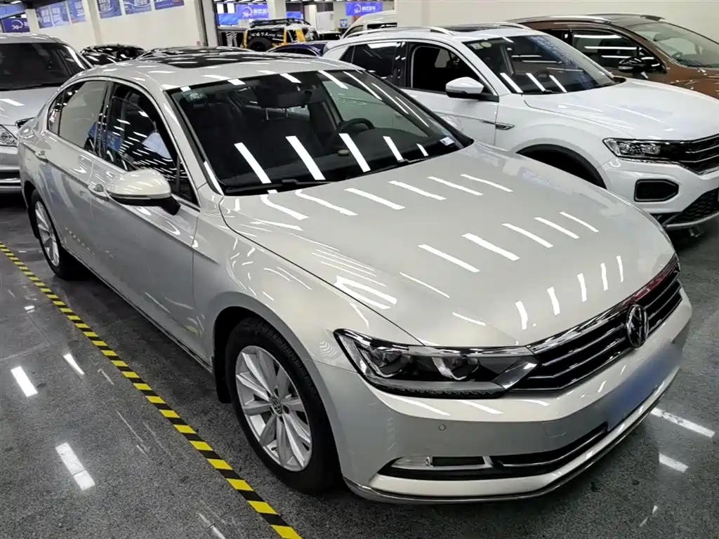 Volkswagen Magotan 2019 — фото 4