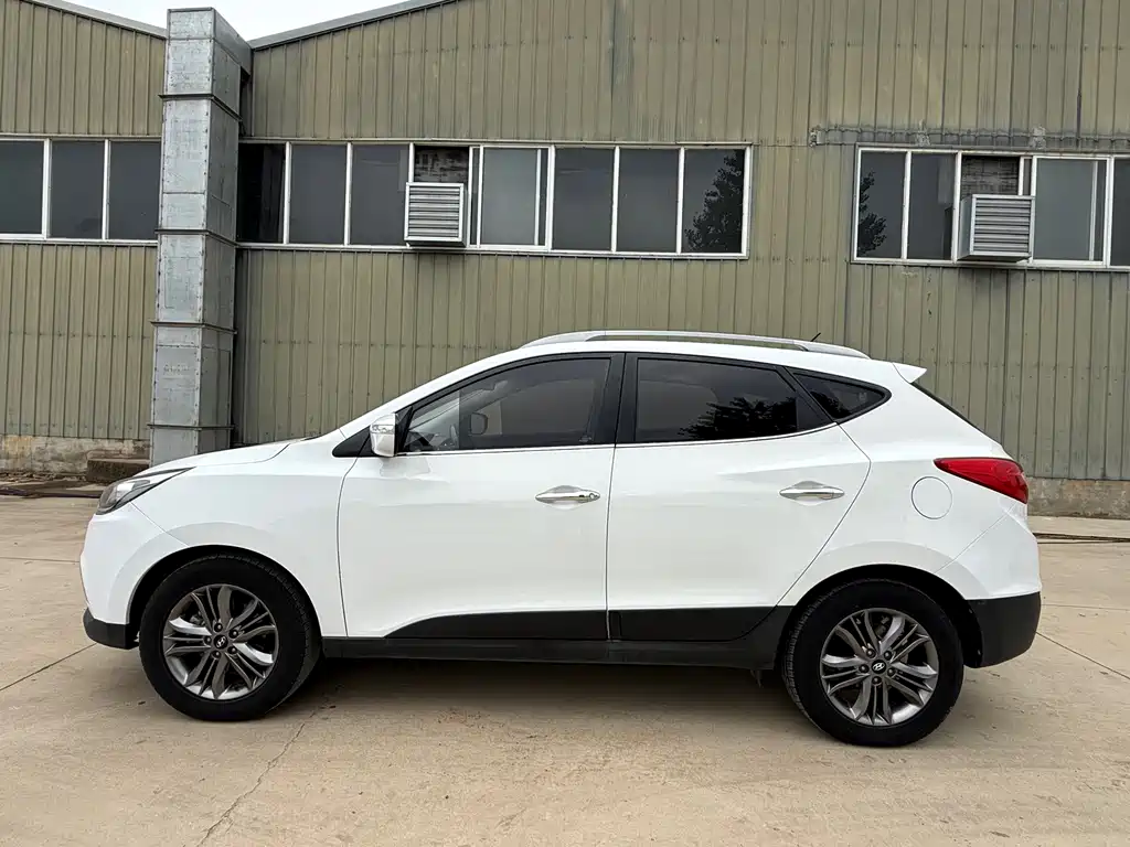 Hyundai ix35 2015 — фото 4
