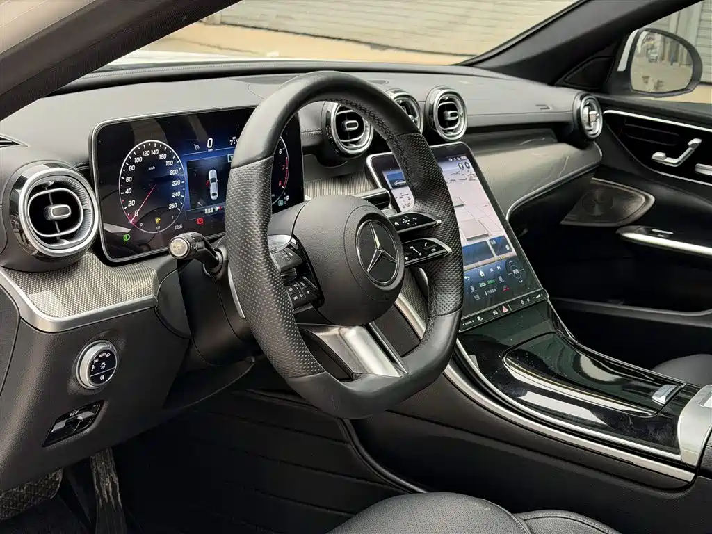 Mercedes-Benz C-Class 2022 — фото 11