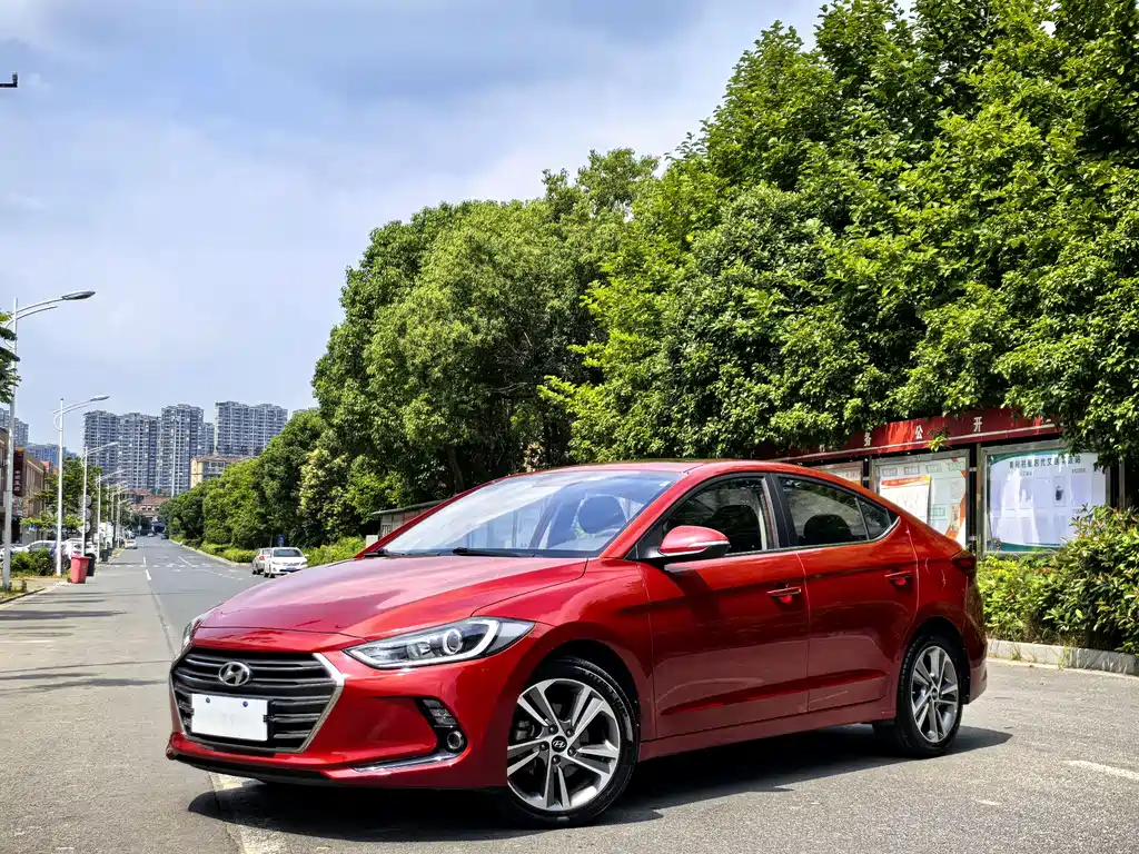 Hyundai Elantra 2016