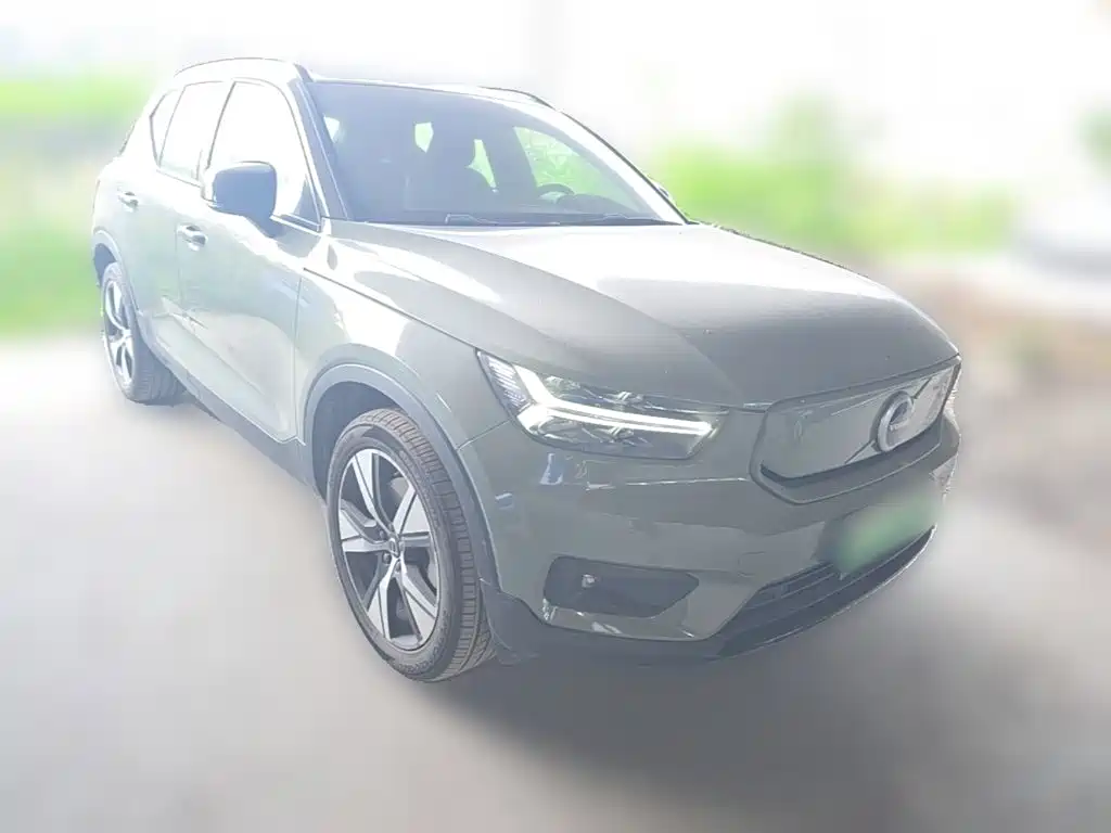 Volvo XC40 New Energy 2021 — фото 23