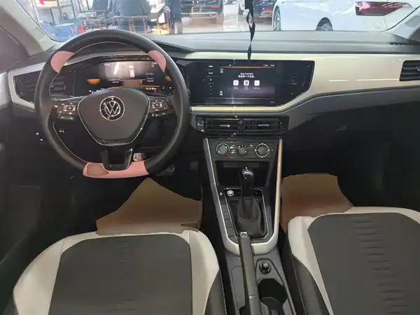 Volkswagen Polo 2023