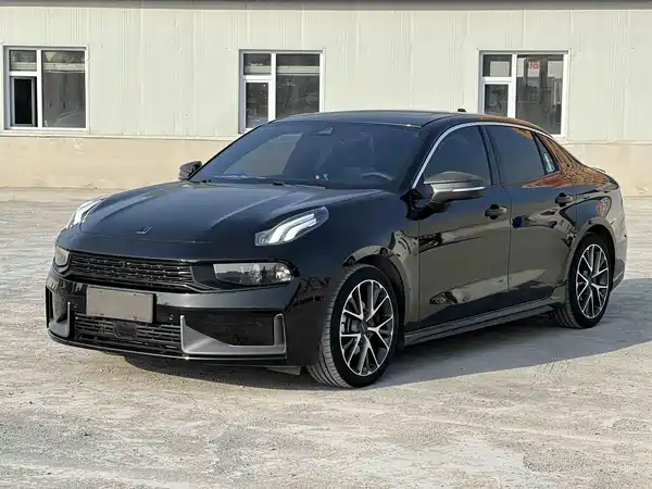 Lynk & Co 03 2022