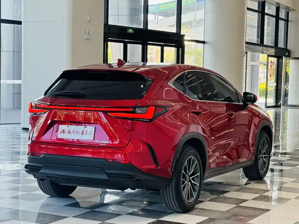 Lexus NX 2026 — фото 4