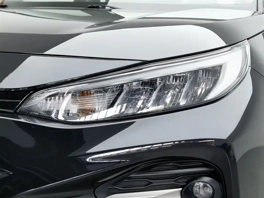 Toyota Wildlander 2022 — фото 7
