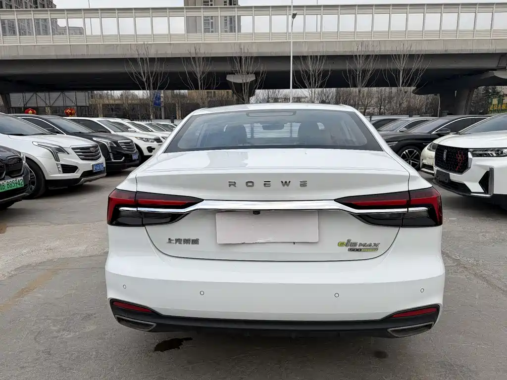 Roewe i6 MAX New Energy 2022 — фото 8