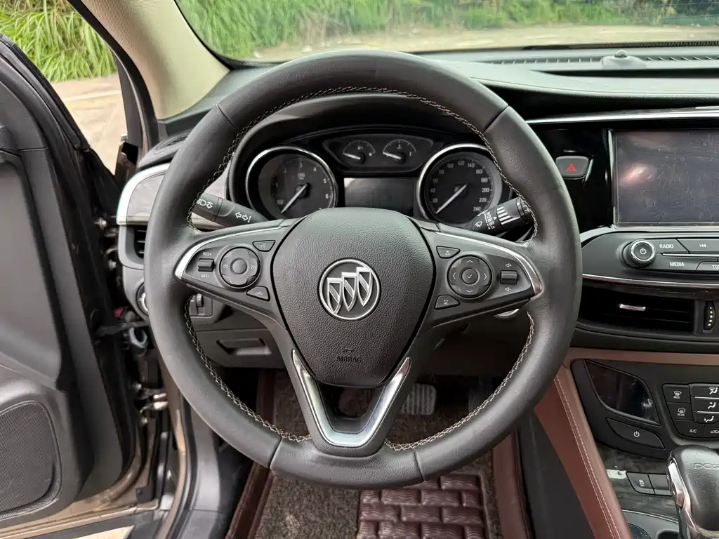 Buick Envision Plus 2016 — фото 14