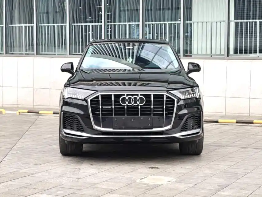 Audi Q7 2023 — фото 2