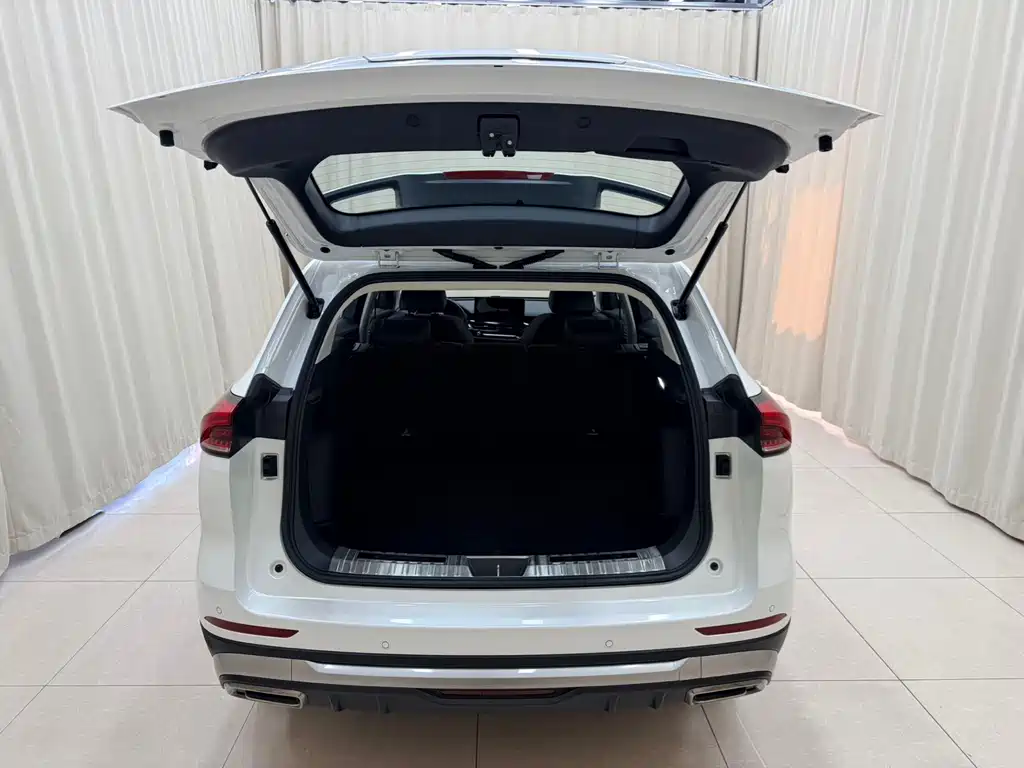 Haval H6 2023 — фото 18