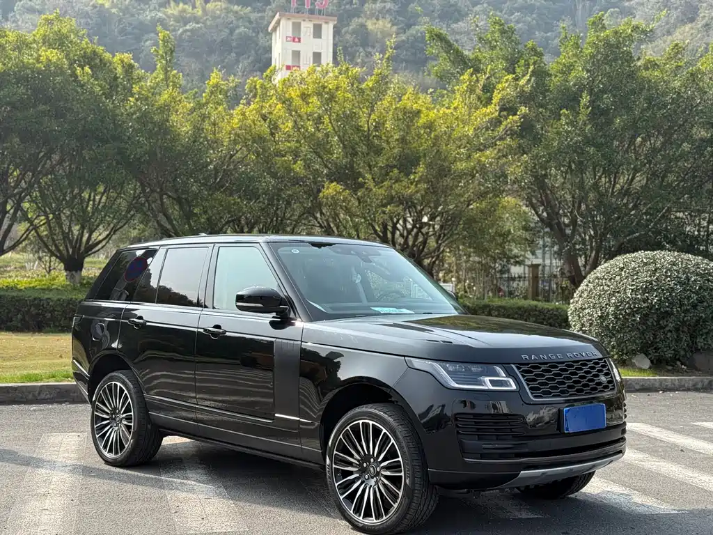 Land Rover Range Rover 2019 — фото 16
