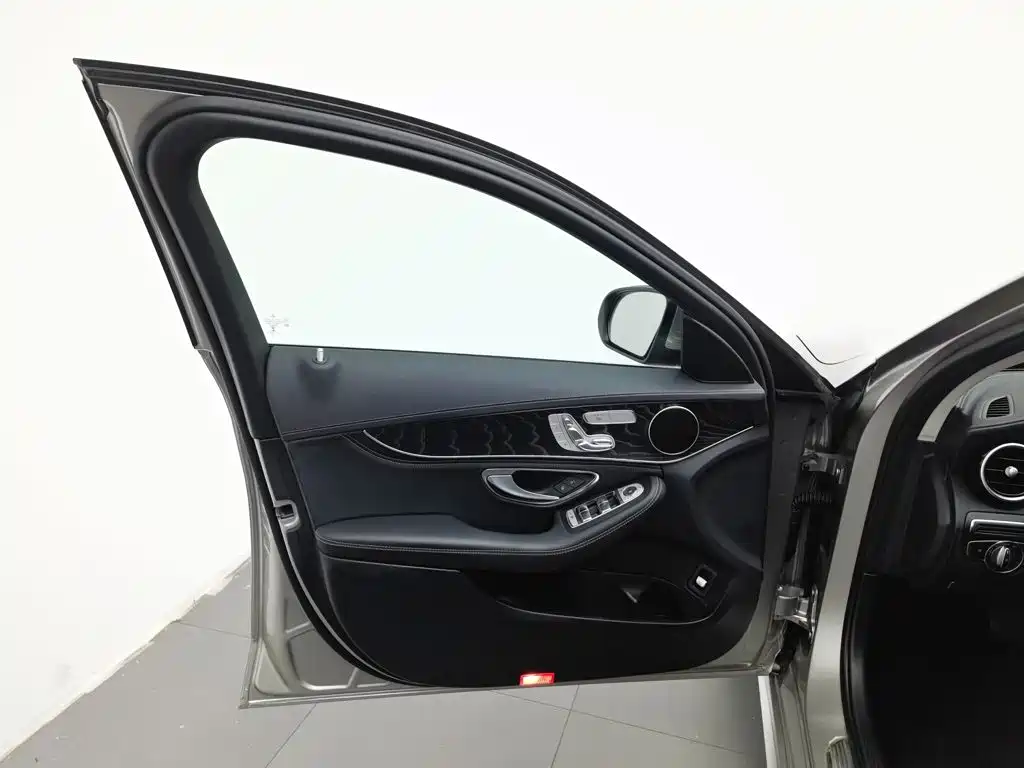 Mercedes-Benz C-Class 2020 — фото 8