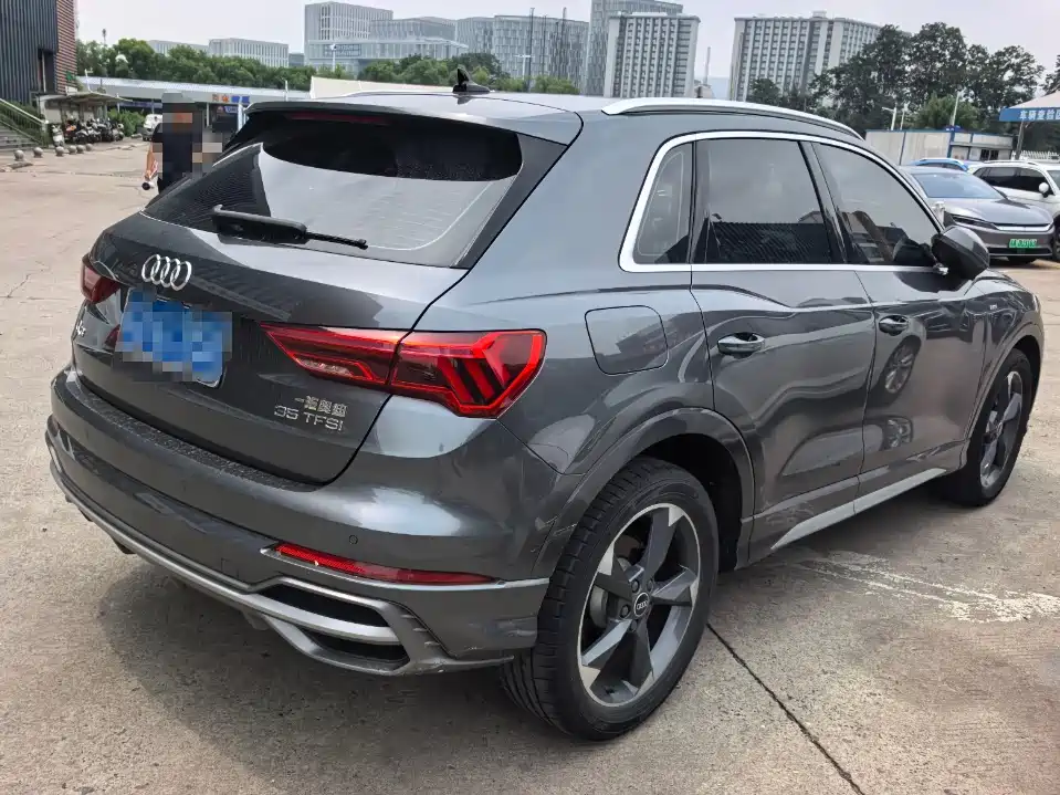 Audi Q3 2022