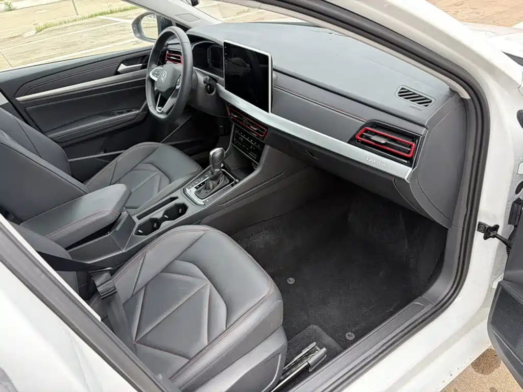 Volkswagen Lavida 2024