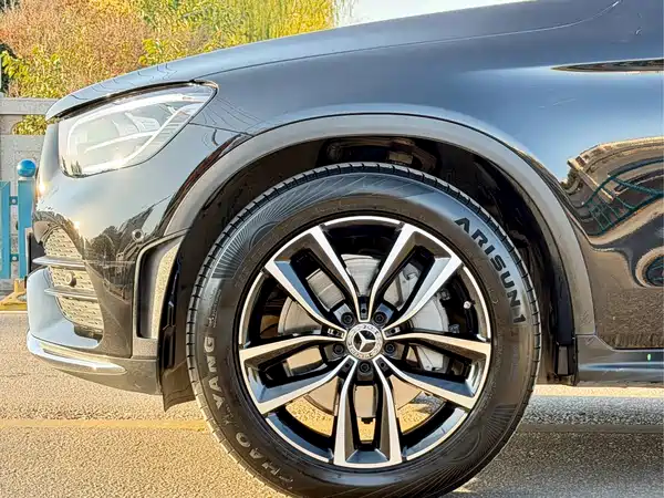 Mercedes-Benz GLC 2021