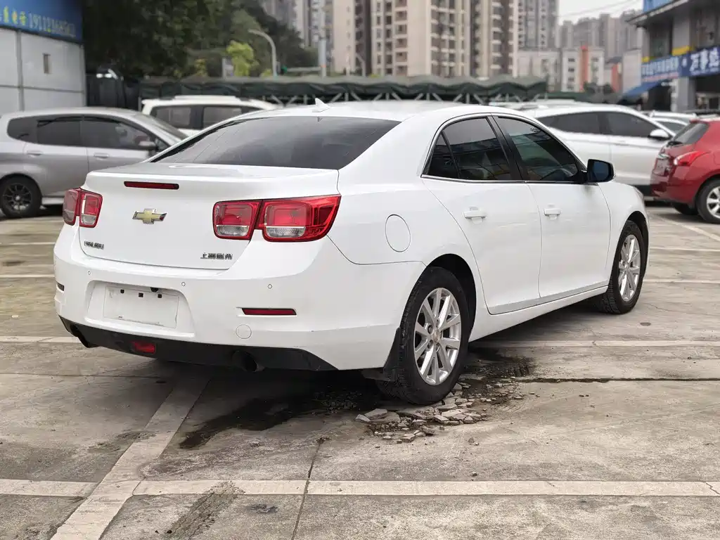 Chevrolet Malibu 2014 — фото 15