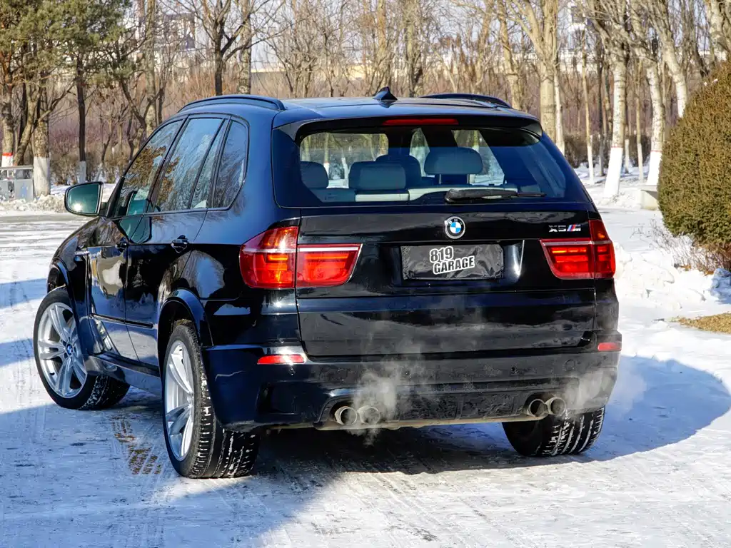 BMW X5 M 2011 — фото 7