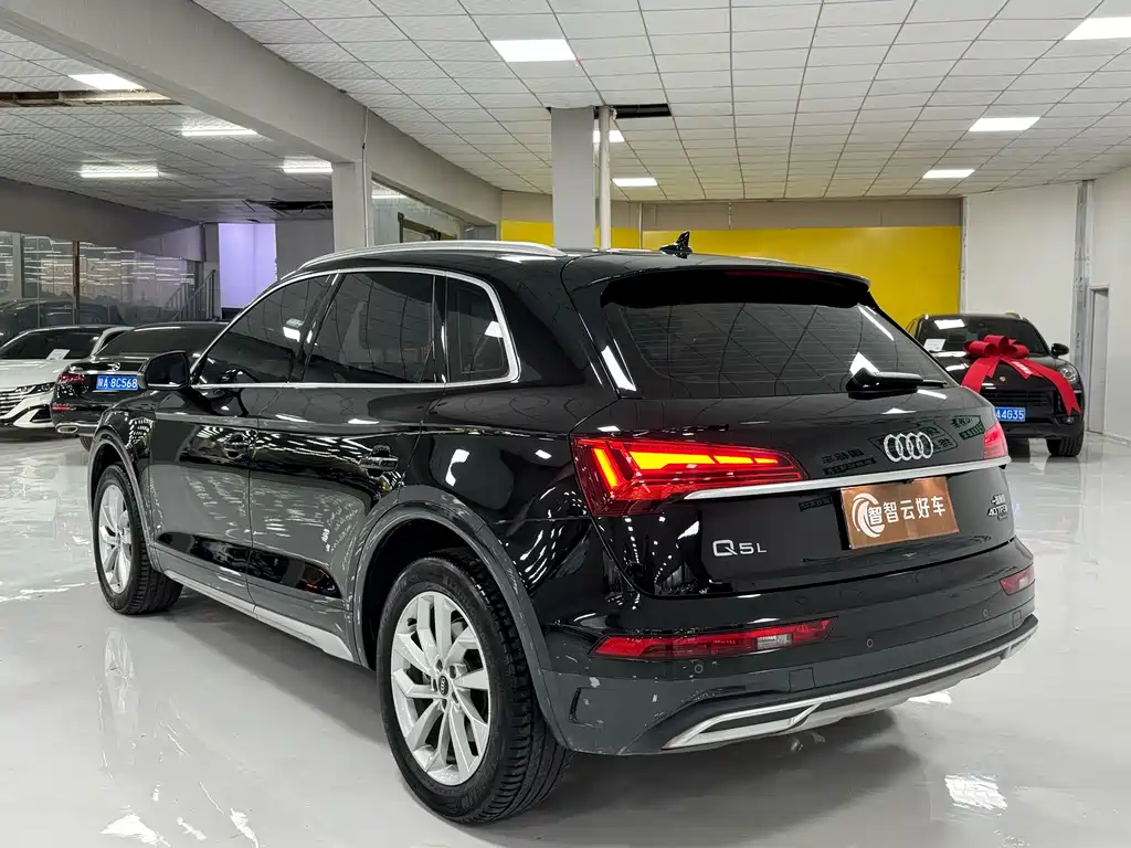 Audi Q5L 2023