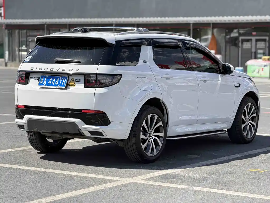 Land Rover Discovery Sport 2022 — фото 9