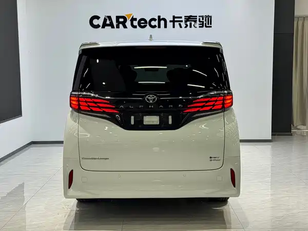 Toyota Alphard 2024