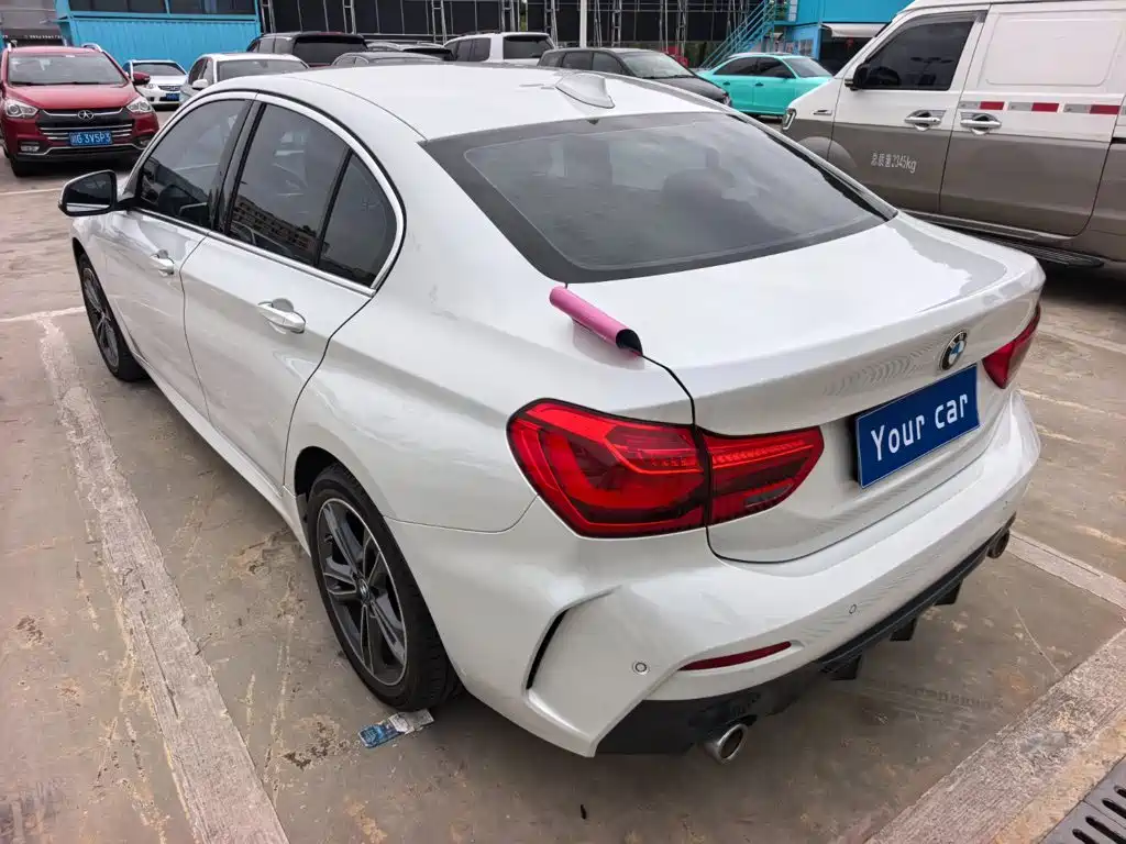 BMW 1 Series 2021