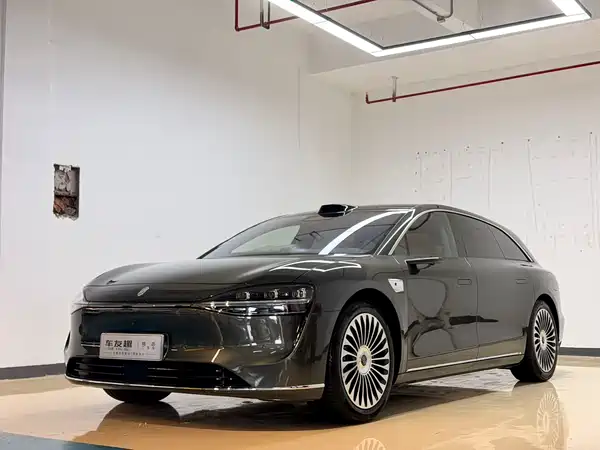 Stelato S9T 2025
