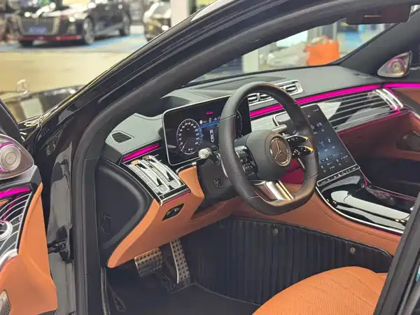 Mercedes-Benz S-Class 2021