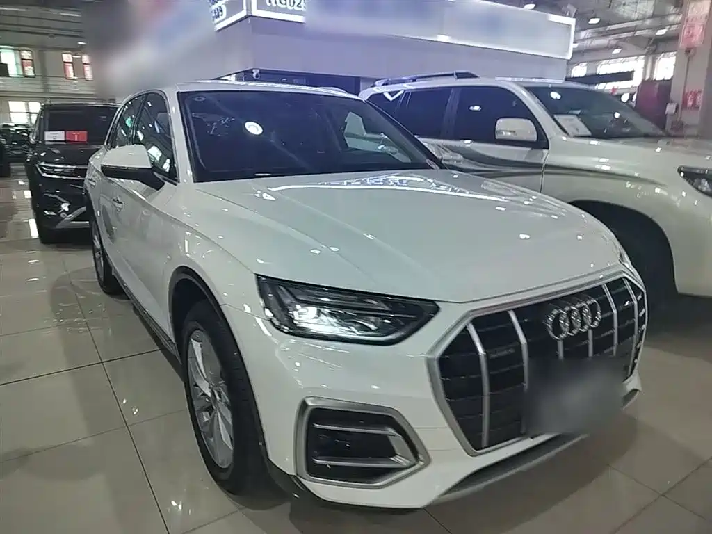 Audi Q5L 2023 — фото 4