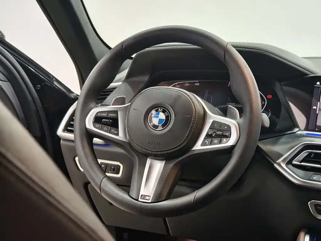 BMW X6 2021 — фото 10