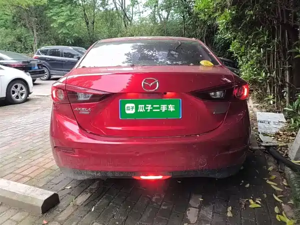 Mazda 3 Axela 2019