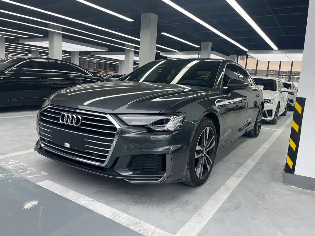 Audi A6L 2022