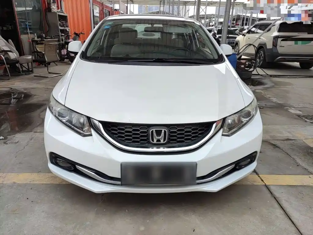 Honda Civic 2015 — фото 3