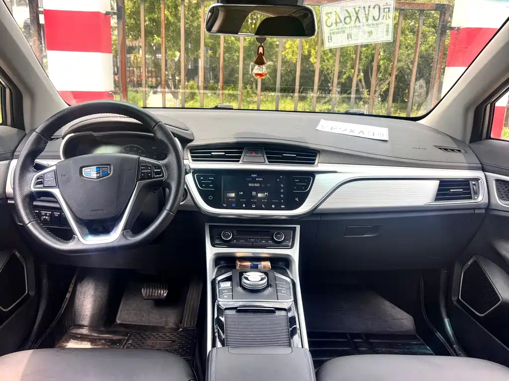 Geely GSe 2018 — фото 10