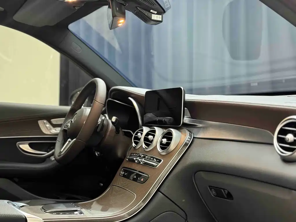 Mercedes-Benz GLC 2022 — фото 29