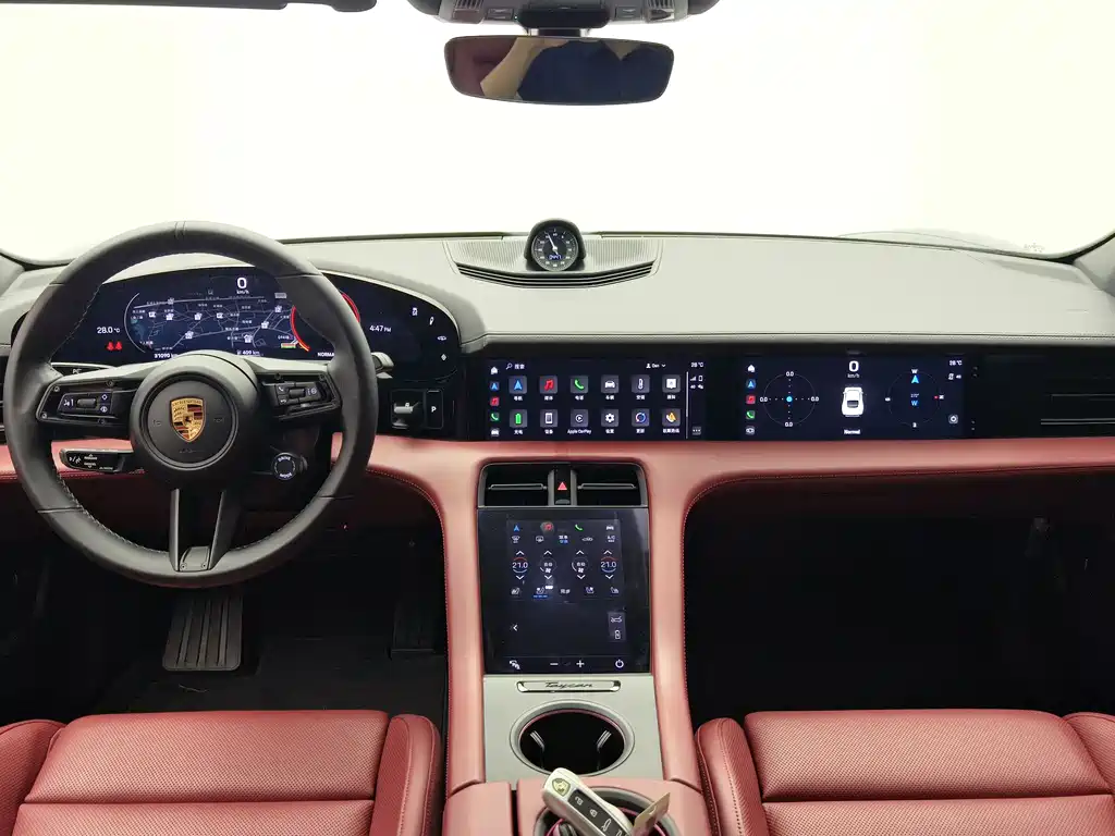 Porsche Taycan 2020 — фото 9