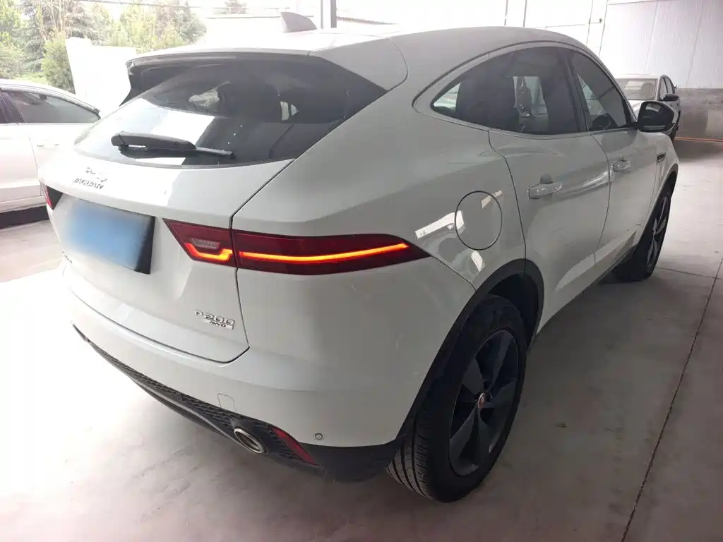 Jaguar E-PACE 2019