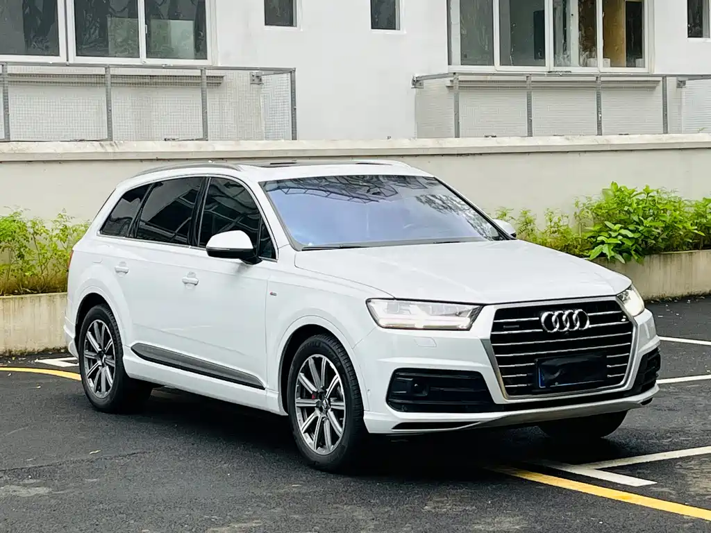 Audi Q7 2018 — фото 3