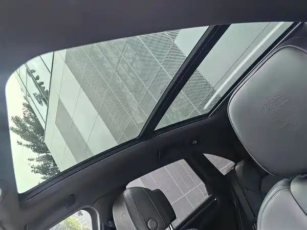 Porsche Macan 2023