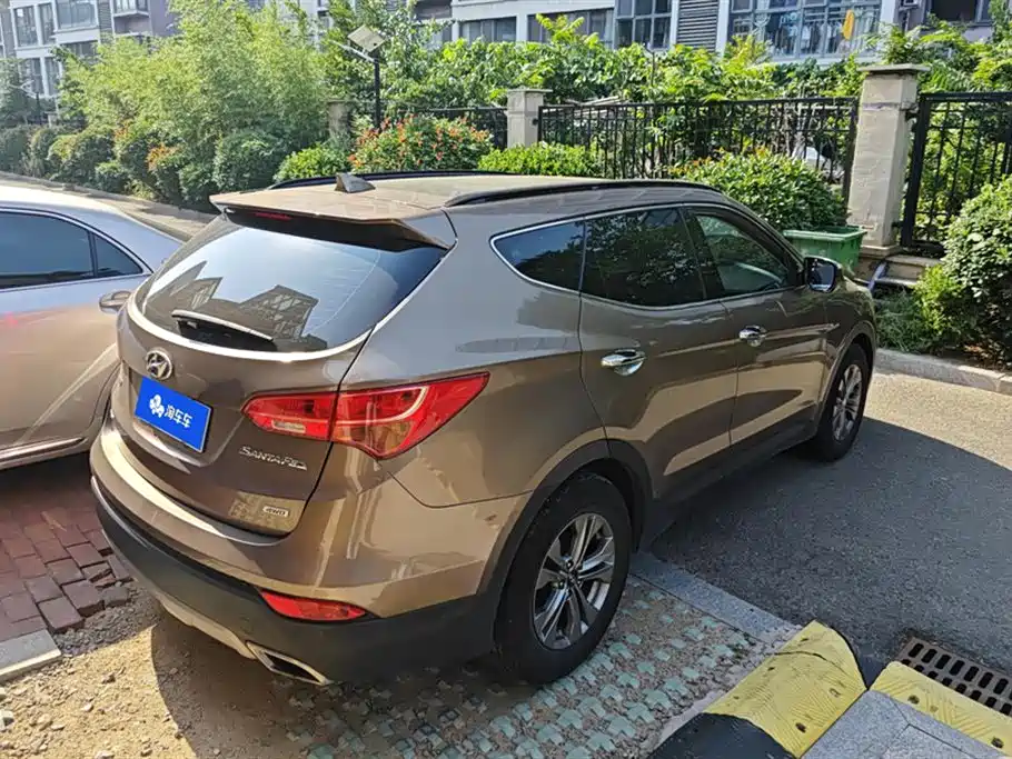 Hyundai Santa Fe 2016 — фото 3