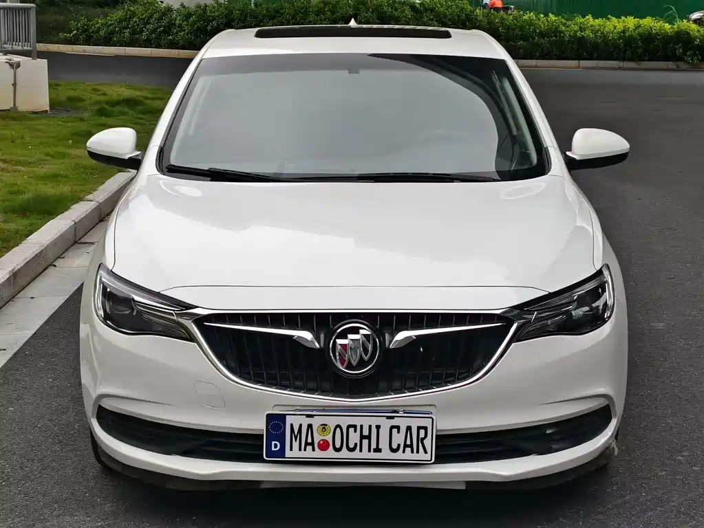 Buick Excelle 2018 — фото 2